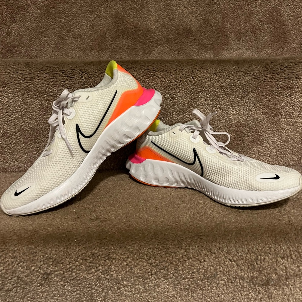 Nike Renew Run